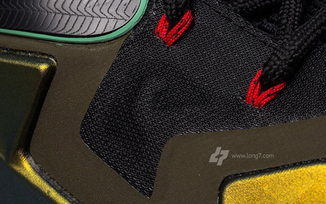 Nike LeBron XI