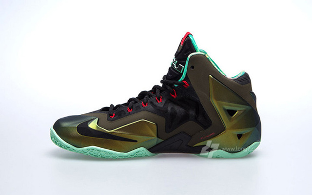 Nike LeBron XI