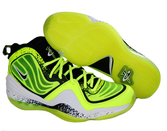 Nike Air Penny V Volt
