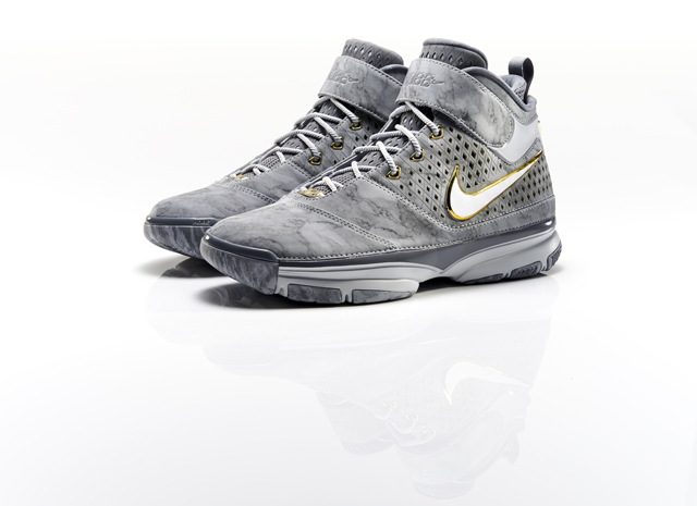 Sp14_BB_Kobe9_Prelude_Kobe_II_PAIR_0017_26061