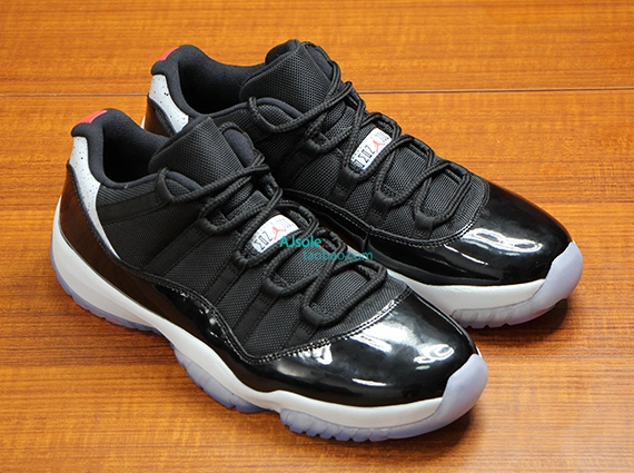 air-jordan-11-low-retro-infrared-23-10