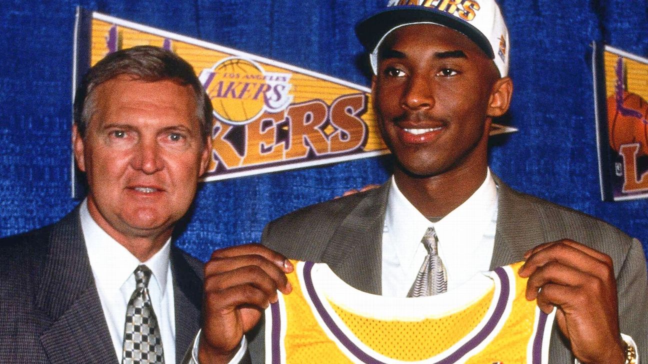 Le 12 juillet 1996, Kobe Bryant était présenté par les Lakers