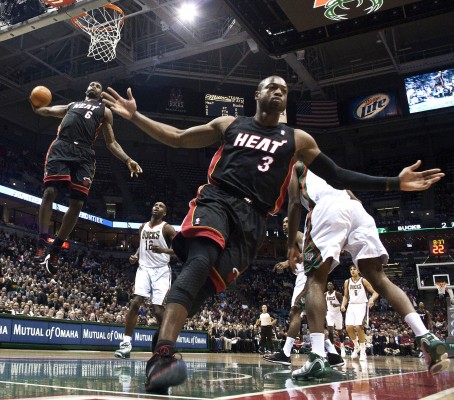 Lebron-James-Dunk-20
