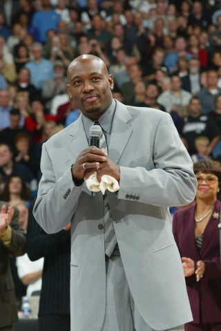 Timberwolves v Kings