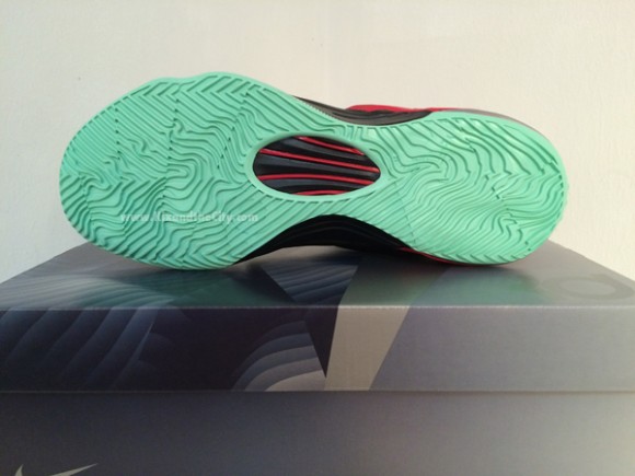 nike-kd7-black-bad-apple-5-580x435