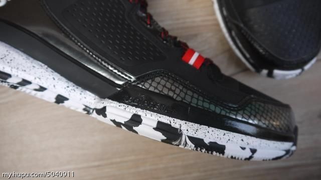 adidas-d-lillard-1-black-red-09