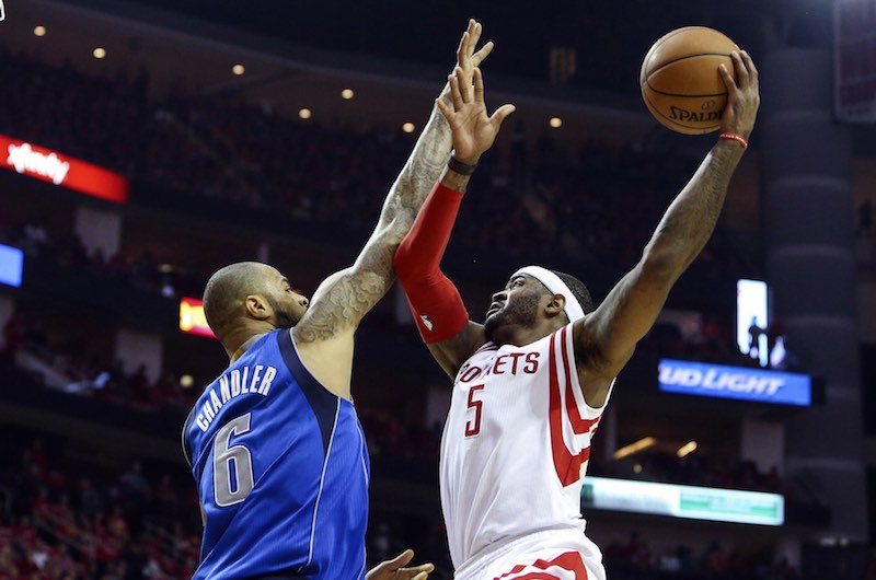 Les Rockets veulent garder Josh Smith