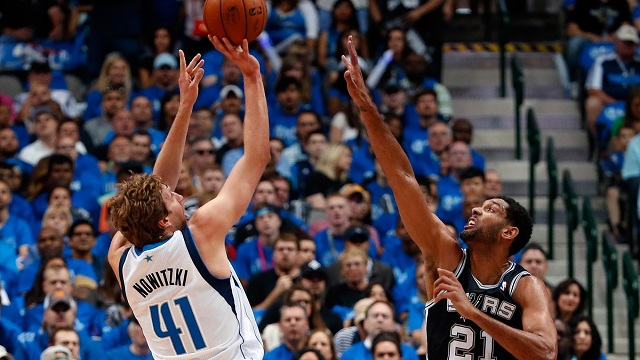Tim Duncan ou Dirk Nowitzki ? Les réponses de Ian Mahinmi
