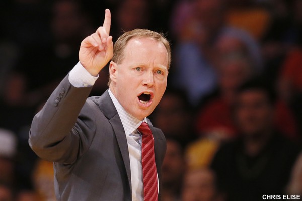 25 000 dollars d'amende pour le coach des Hawks