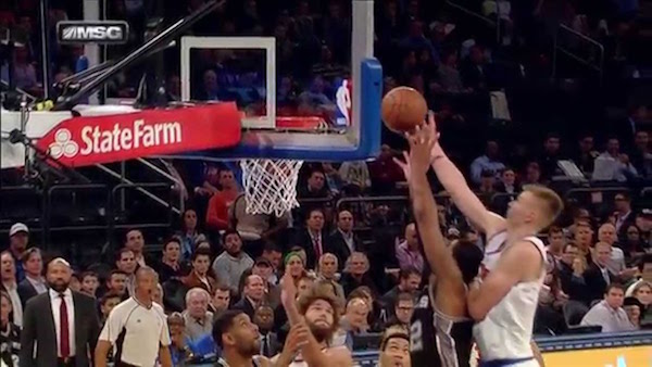 porzingis-claquette