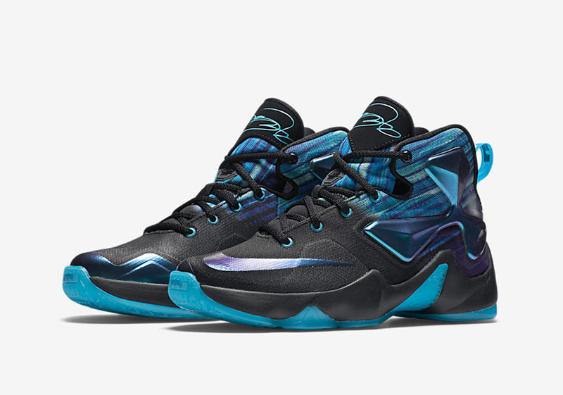 more-graphic-prints-nike-lebron-13-02