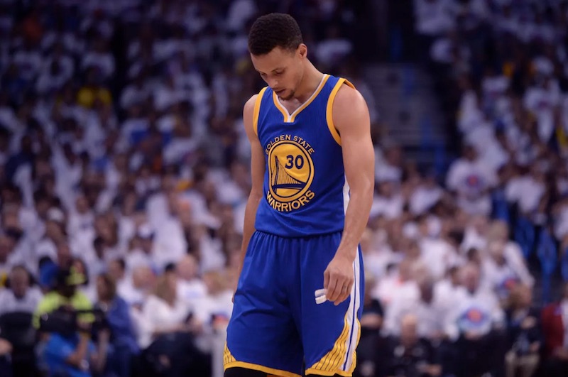 Les Warriors de Stephen Curry au bord de l'élimination
