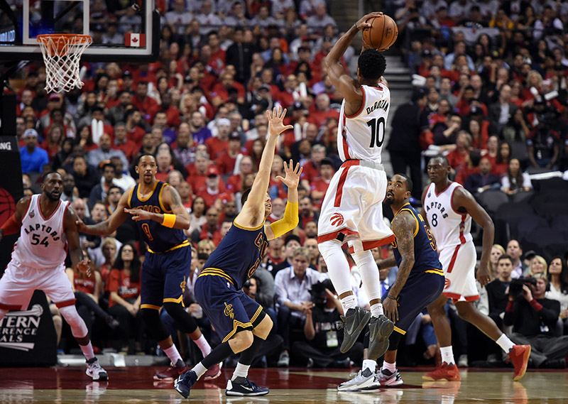 Première défaite des Cavs en playoffs