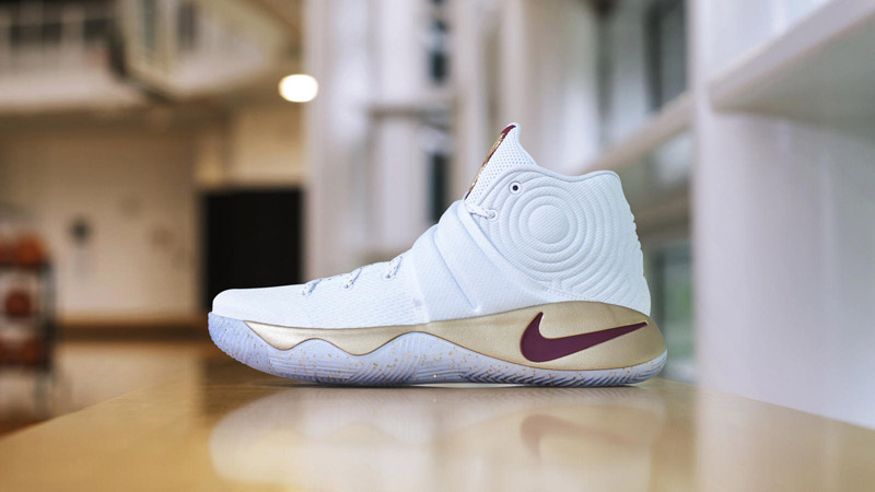 Kyrie_White_DSC_4300_hd_1600