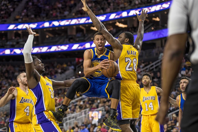 Double MVP, Stephen Curry est le 4e marqueur de la présaison