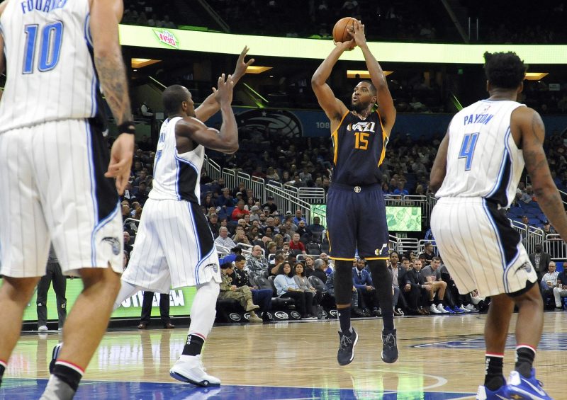 derrick favors