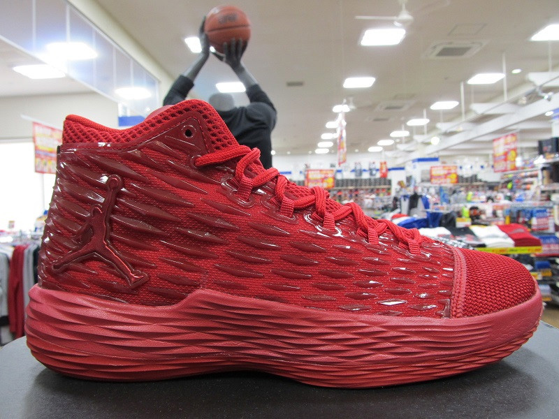 jordan-melo-m13-rouge