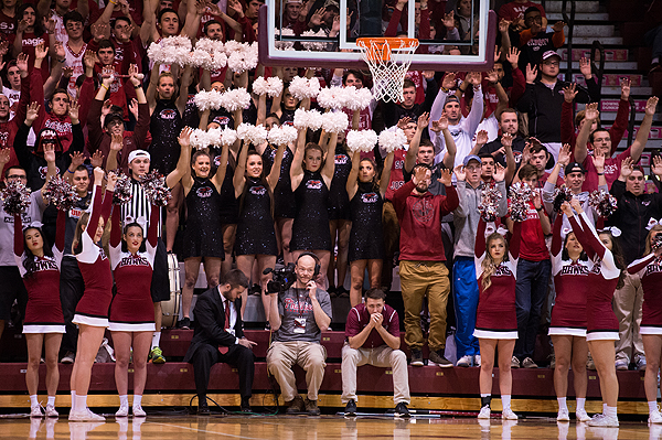 04-student-section