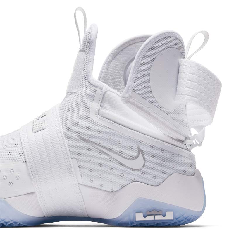 lebron soldier 10 flyease