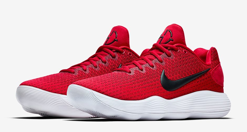 Nike la version basse de l Hyperdunk 2017 arrive Basket USA