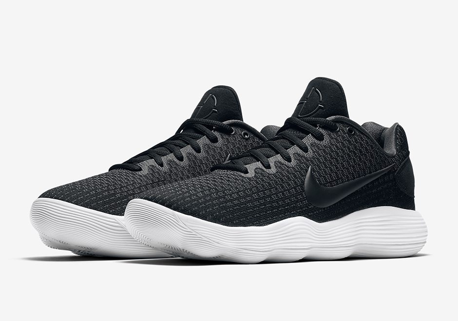 Nike la version basse de l Hyperdunk 2017 arrive Basket USA