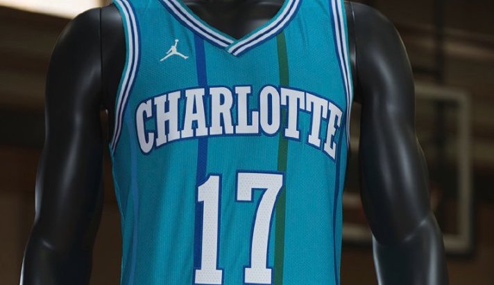 Les Hornets d voilent leur maillot vintage Basket USA