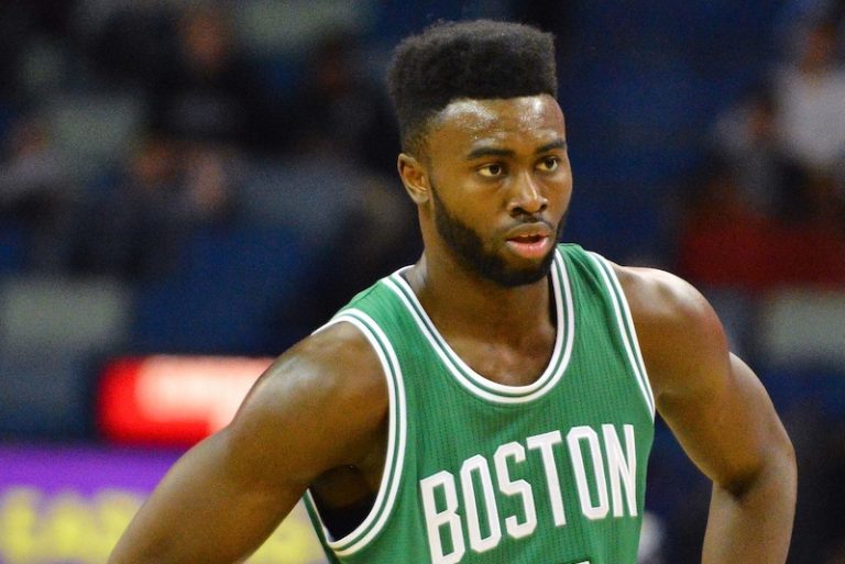 Jaylen Brown, un basketteur engagé • Basket USA