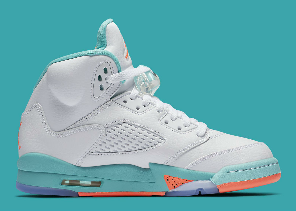 turquoise jordan 5