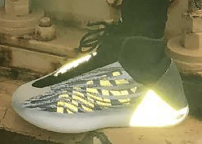 Kanye West met en ligne une nouvelle photo de la Yeezy Basketball