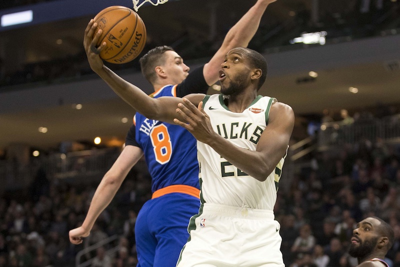 Khris Middleton sauve les Bucks d'un hold-up new-yorkais ! | NBA