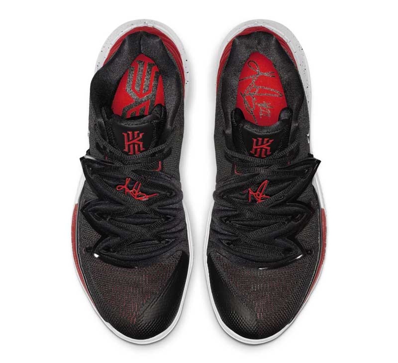 Kyrie deals 5 rouge