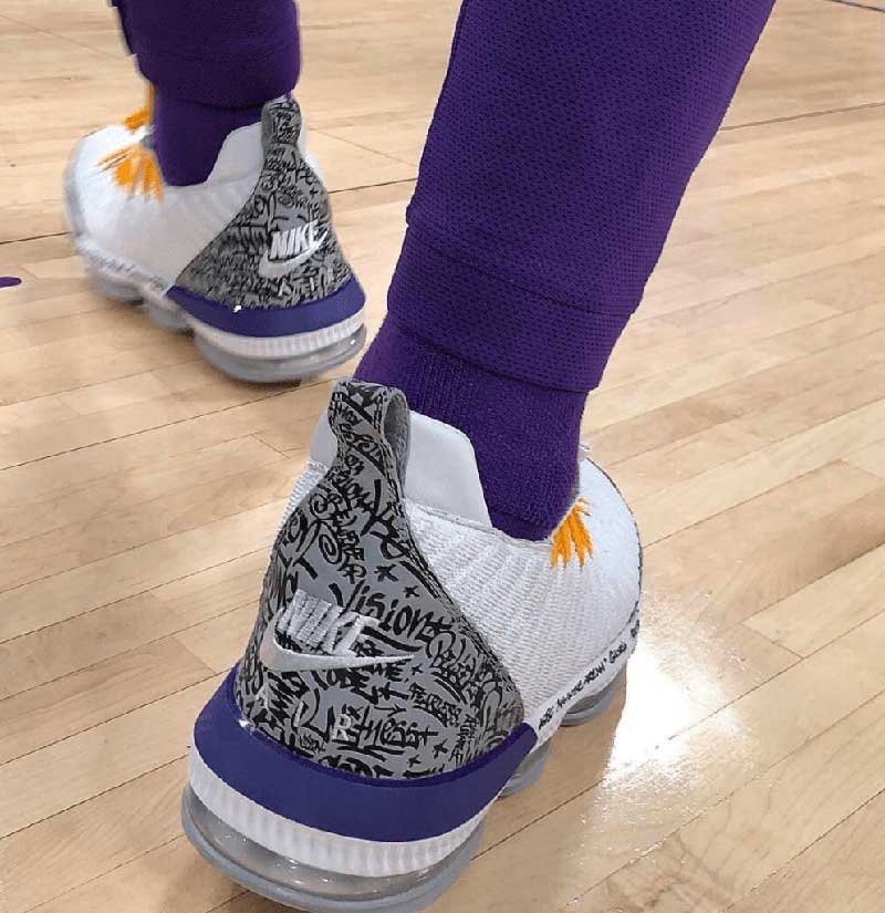 Nike LeBron James a rendu hommage Michael Jordan Basket USA