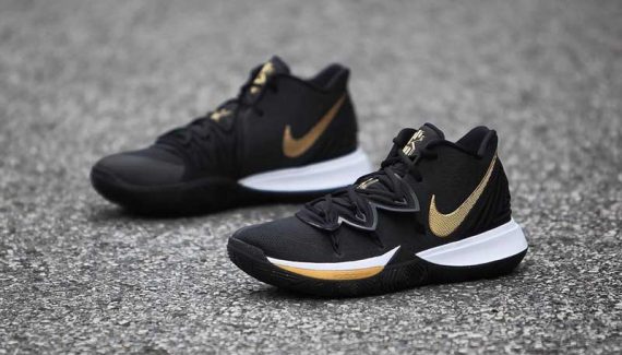 Kyrie 5 noir outlet