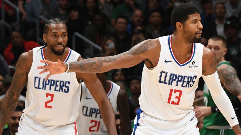 Kawhi Leonard qui sourit... L'effet Paul George ?