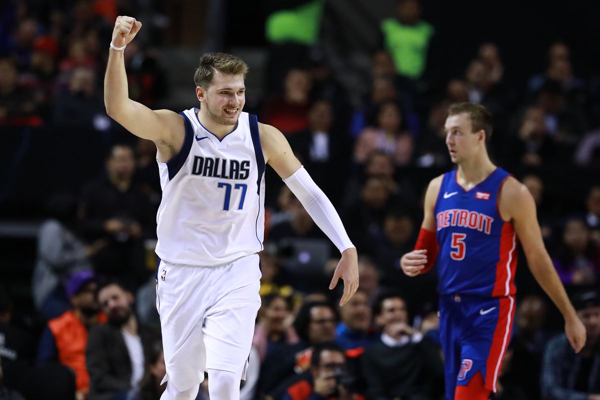 À Mexico Luka Doncic Et Seth Curry Croquent Les Pistons • Basket Usa