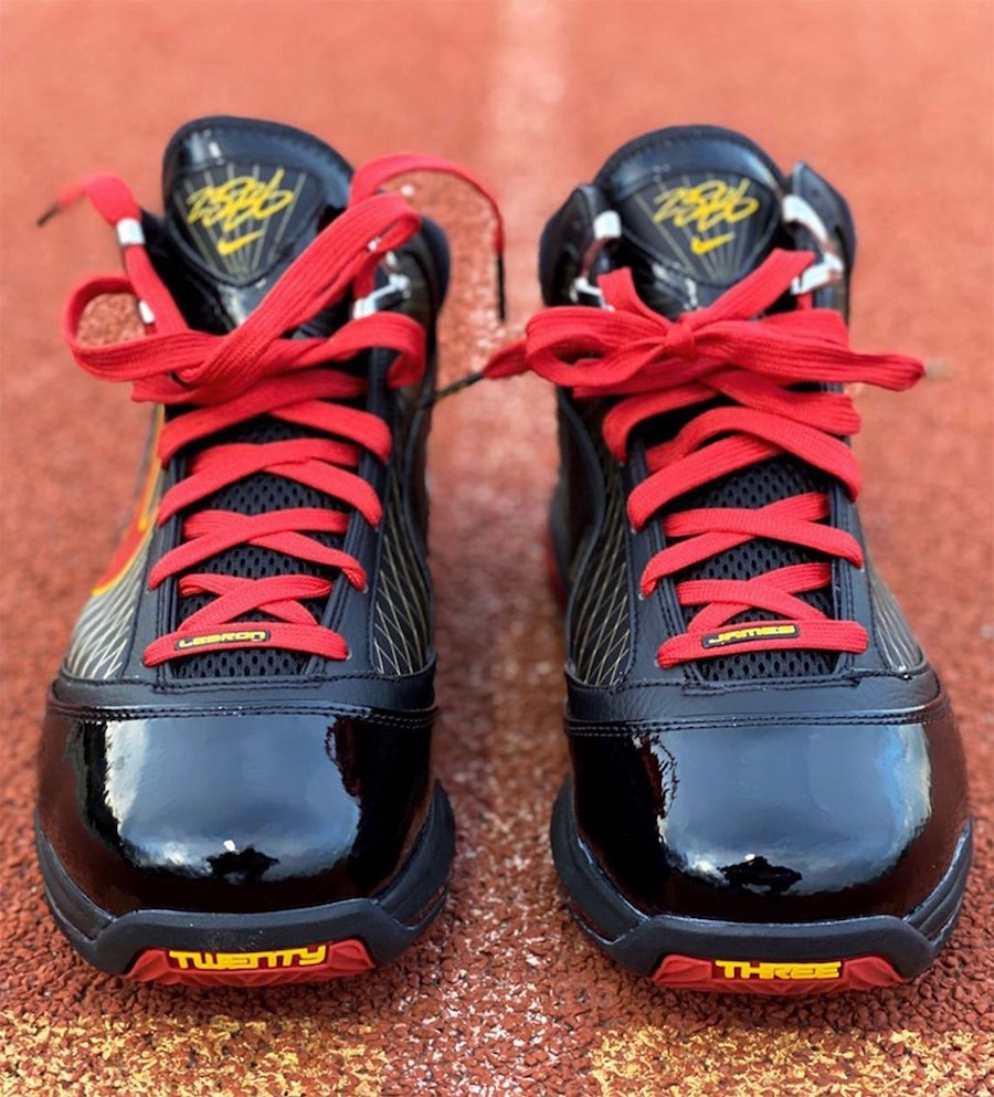 nike lebron 7 orange