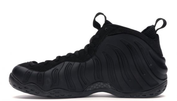 nike foamposite one paris
