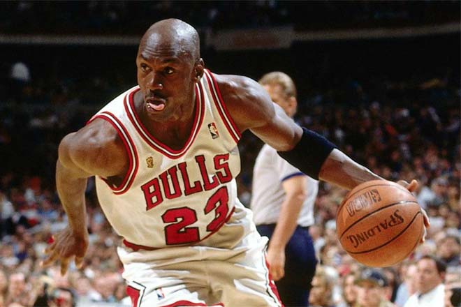 Le 4 avril 1996, les Bulls et Michael Jordan établissent deux records de  victoires à domicile | NBA | Basket USA