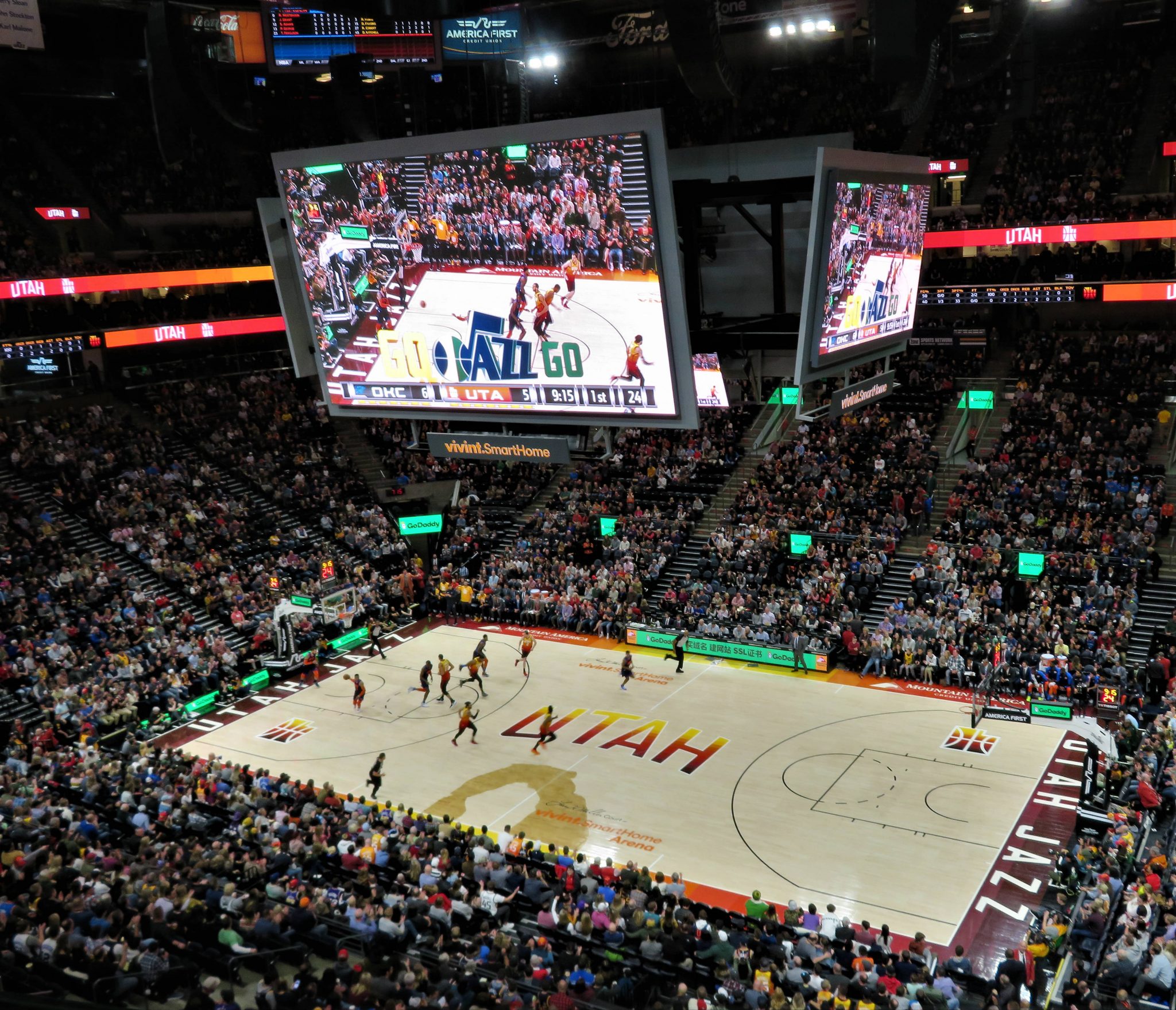 Le Jazz, première franchise NBA à licencier du personnel • Basket USA