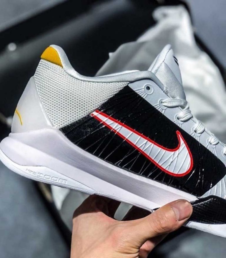 nike uptempo bruce lee