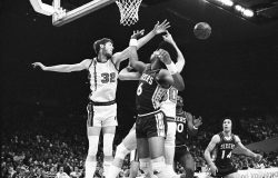 Le 23 mai 1978, Bill Walton est sacré MVP après avoir joué seulement 58 rencontres