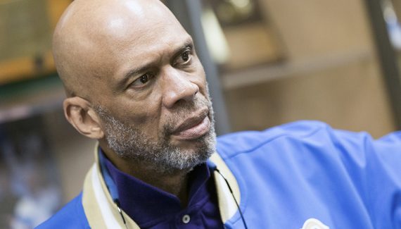 Mort de George Floyd : la puissante tribune de Kareem Abdul-Jabbar ...