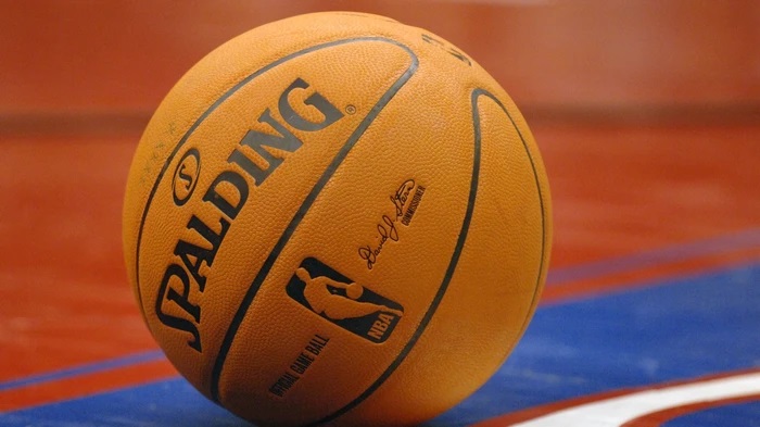 Ballon de basket cheap spalding