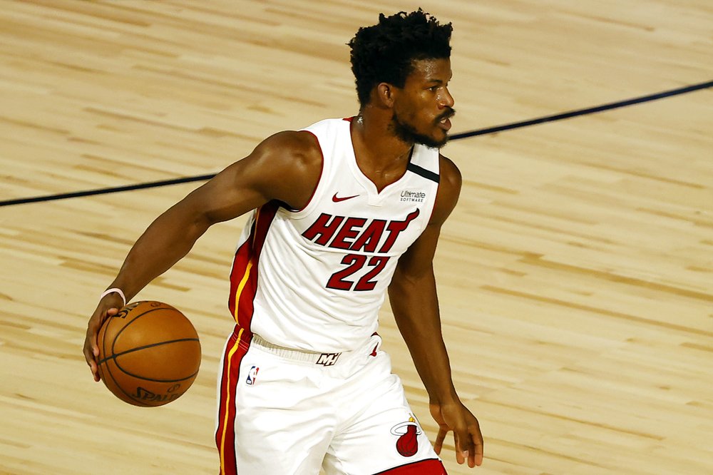 Jimmy Butler a voulu envoyer un message a Chris Paul Basket USA