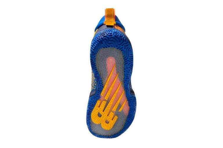 La TWO WXY, petite dernière de chez New Balance | Basket USA