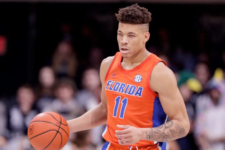 NCAA Keyontae Johnson, la star de Florida, hospitalisé après s'être