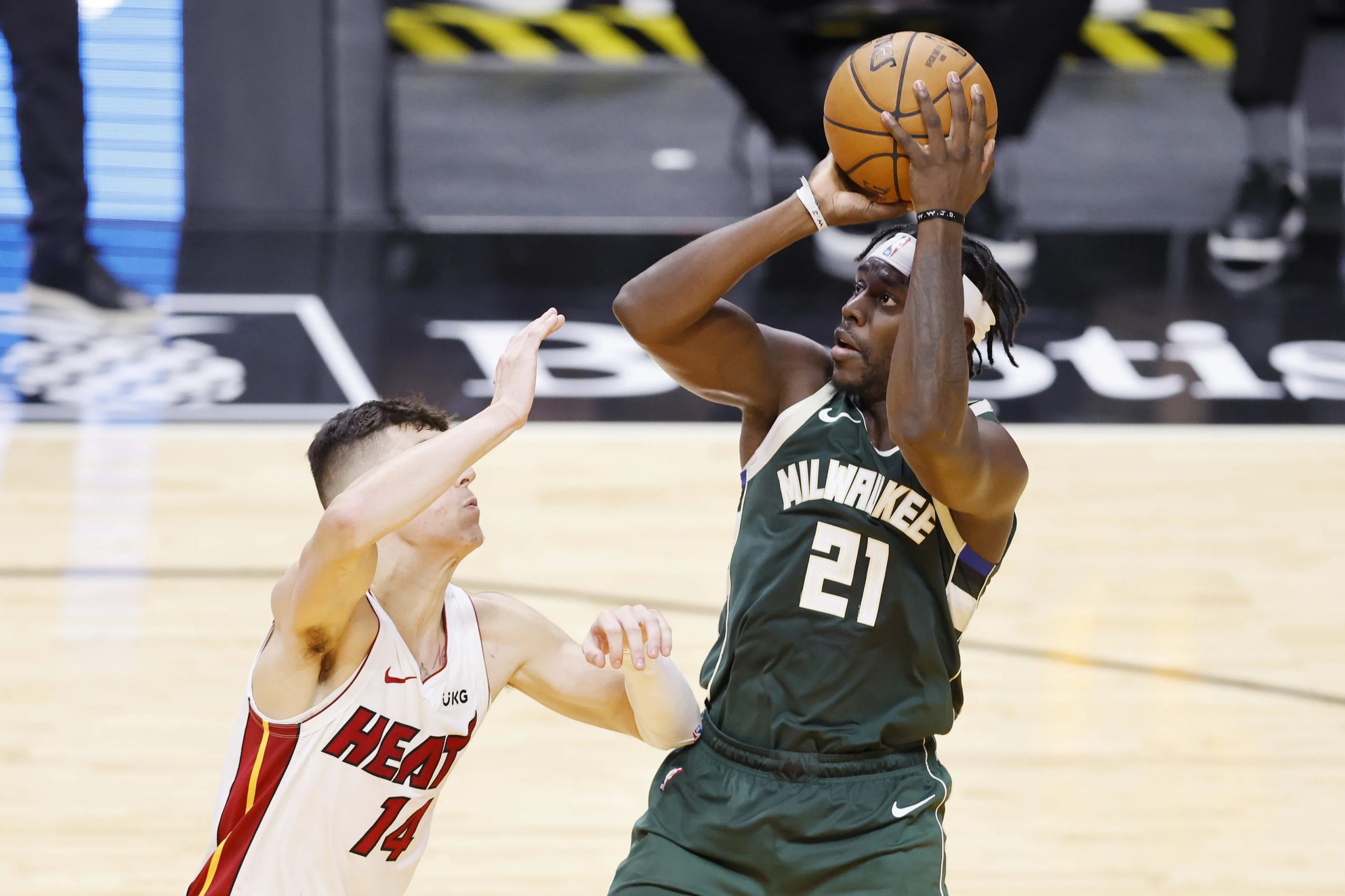 En playoffs, l'effet Jrue Holiday se fait déjà ressentir à Milwaukee