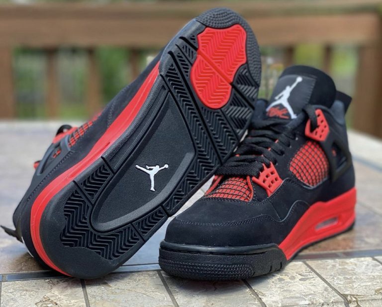 Jordan retro 4 rouge outlet