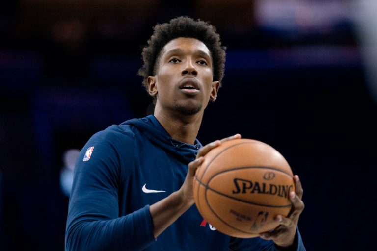 Josh Richardson rejoint finalement Boston en échange de Moses Brown | NBA | Basket USA