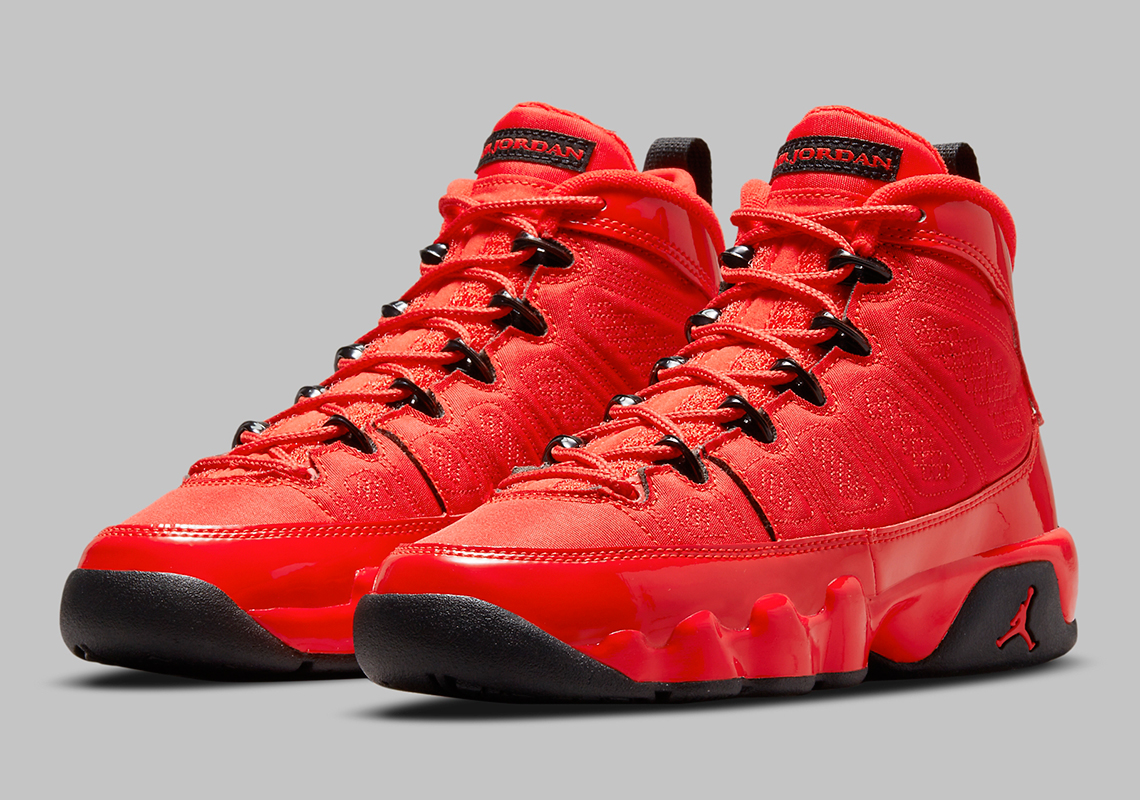 Des images officielles et une date de sortie pour la Air Jordan 9 Chile Red Basket USA